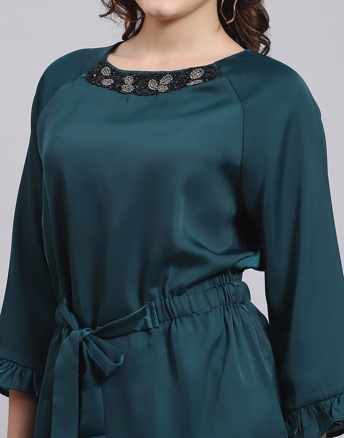 Women Teal Blue Solid Round Neck 3/4 Sleeve Top