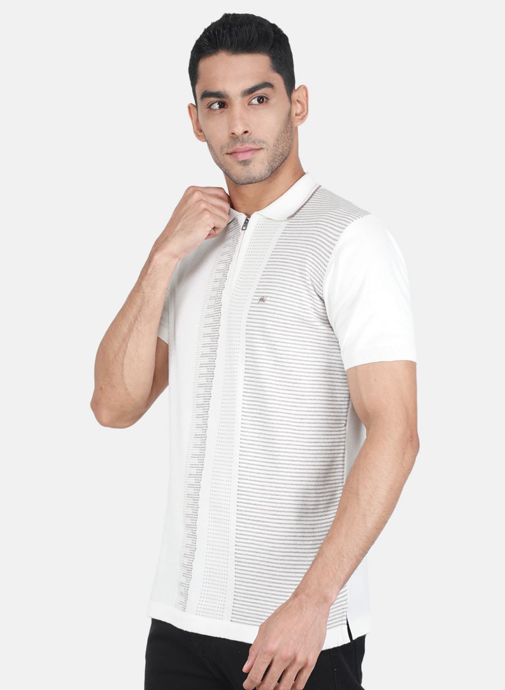 Men White Solid T-Shirt