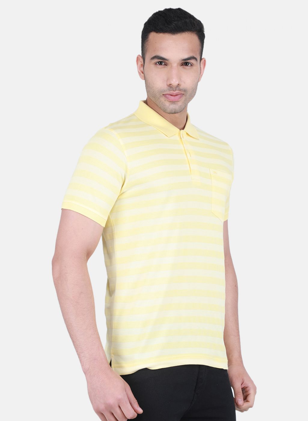 Men Yellow Printed T-Shirt