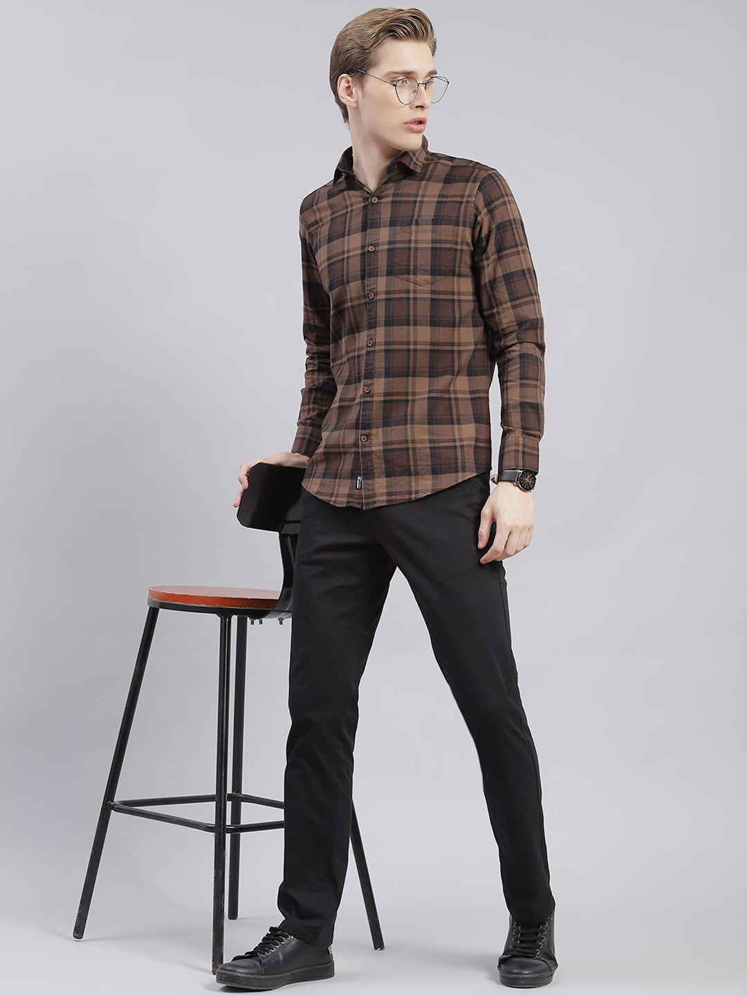 Men Brown Check Collar Full Sleeve Shirts