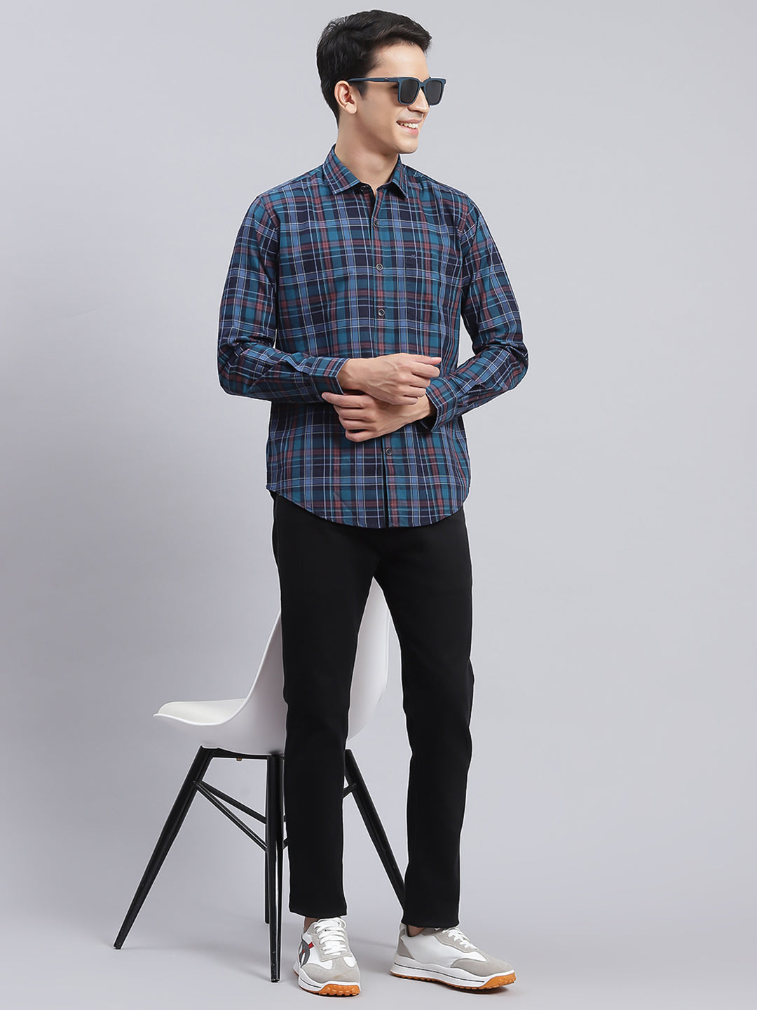 Men Navy Blue Check Pure Cotton Shirt