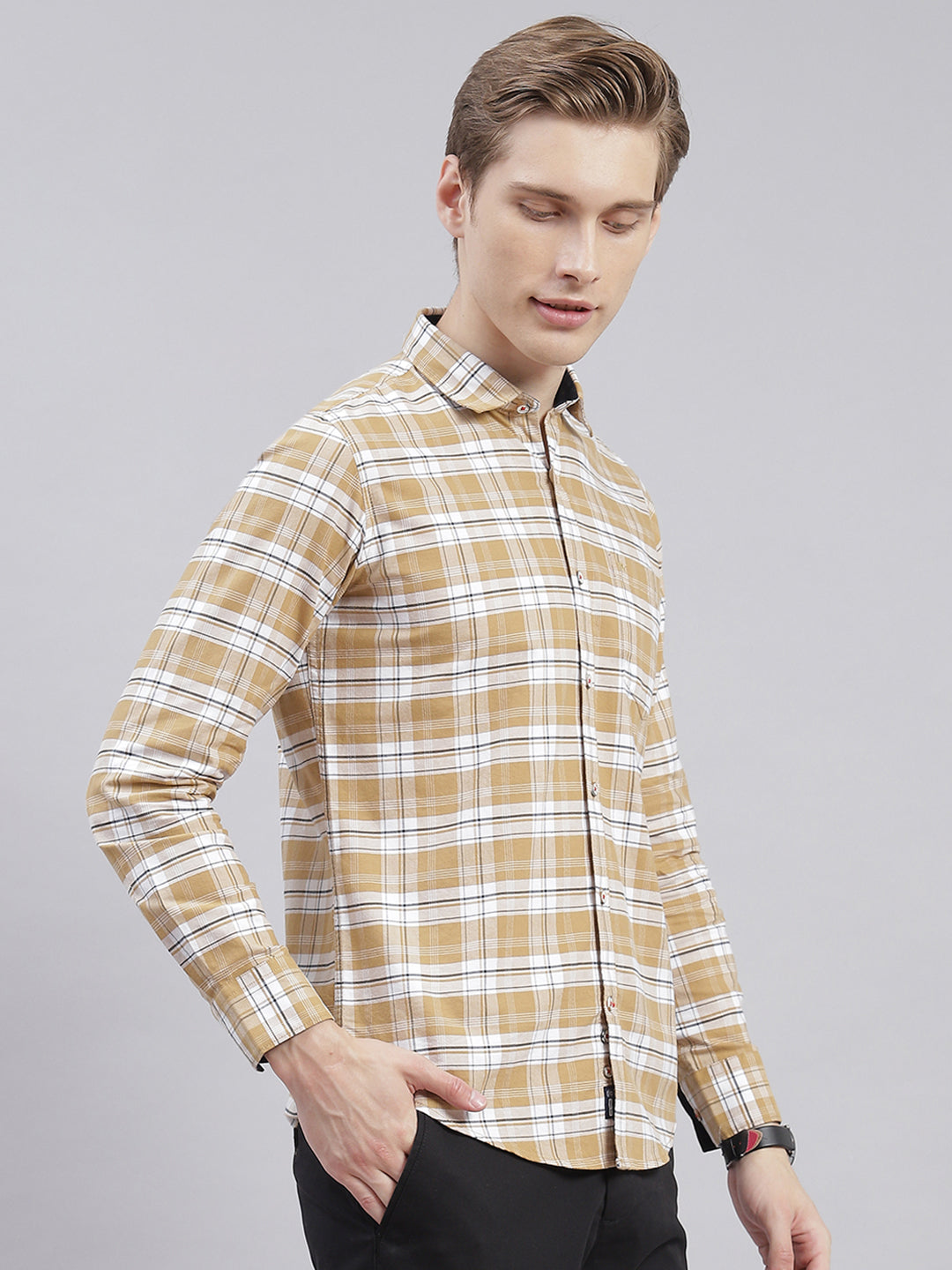 Men Beige Check Collar Full Sleeve Shirts