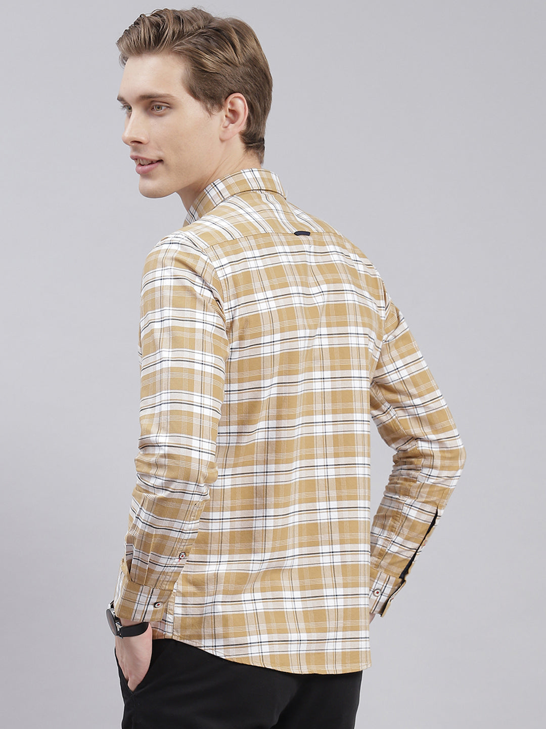 Men Beige Check Collar Full Sleeve Shirts