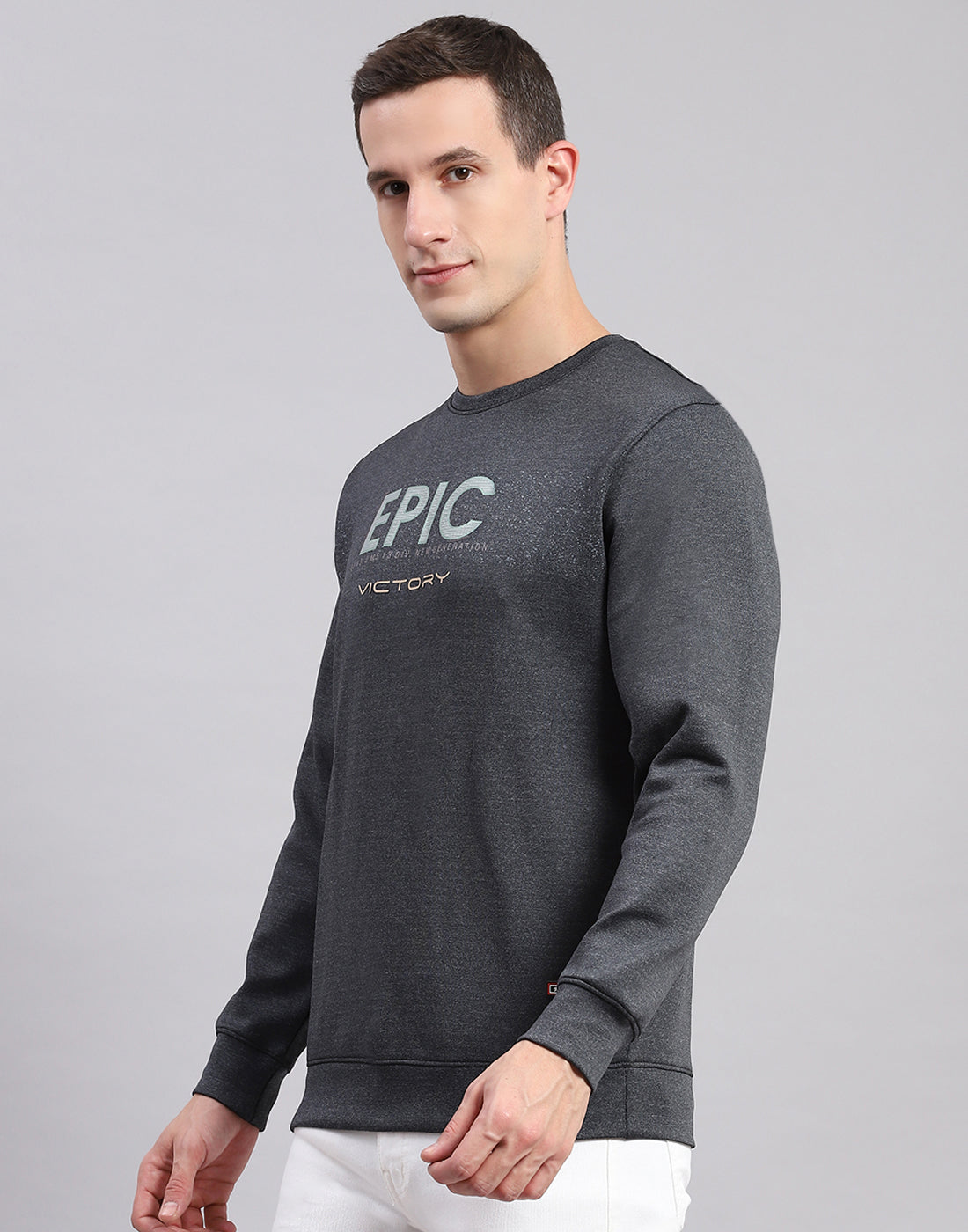 Men Grey Solid Round Neck Full Sleeve Sweatshirts