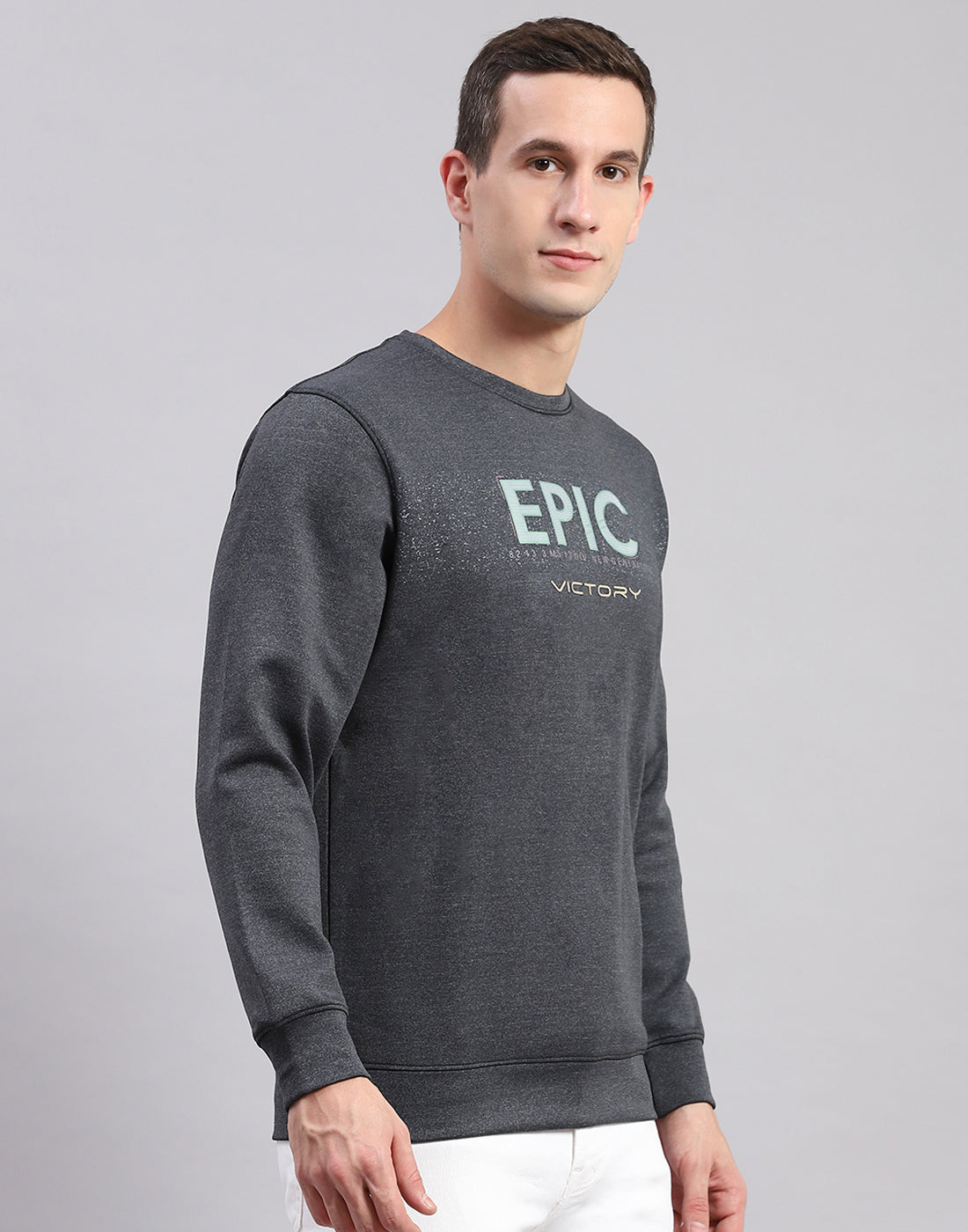 Men Grey Solid Round Neck Full Sleeve Sweatshirts