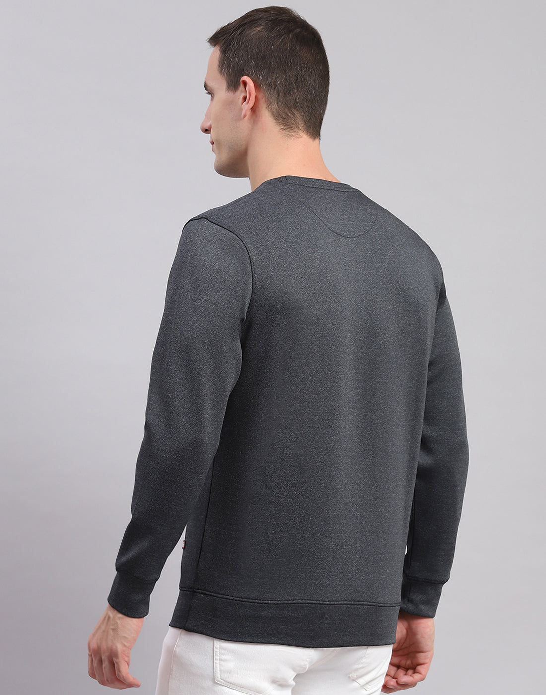 Men Grey Solid Round Neck Full Sleeve Sweatshirts