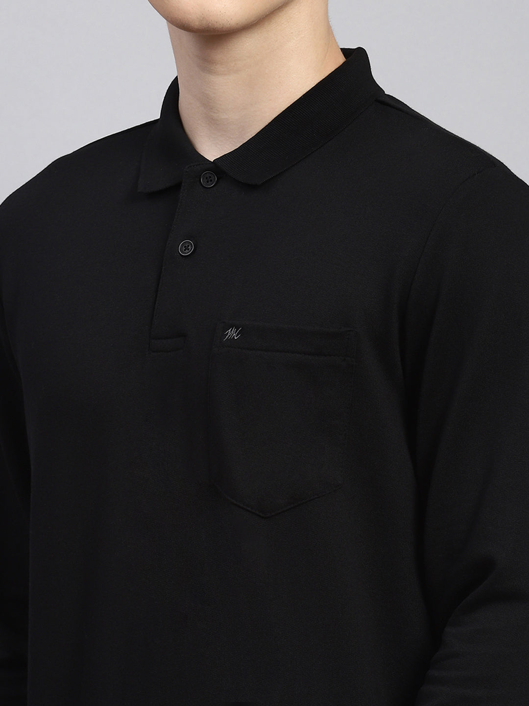 Men Black Plain Winter T-Shirt