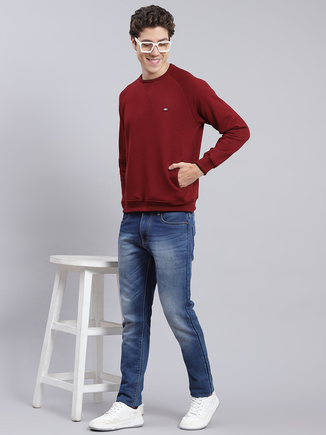 Men Maroon Solid Cotton Blend Sweatshirt