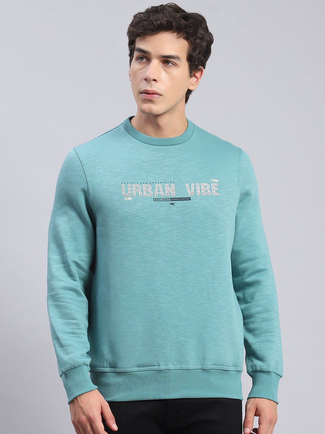 Men Aqua Blue Solid Round Neck Full Sleeve Sweatshirts