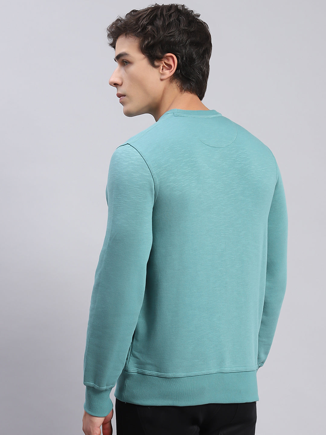 Men Aqua Blue Solid Round Neck Full Sleeve Sweatshirts