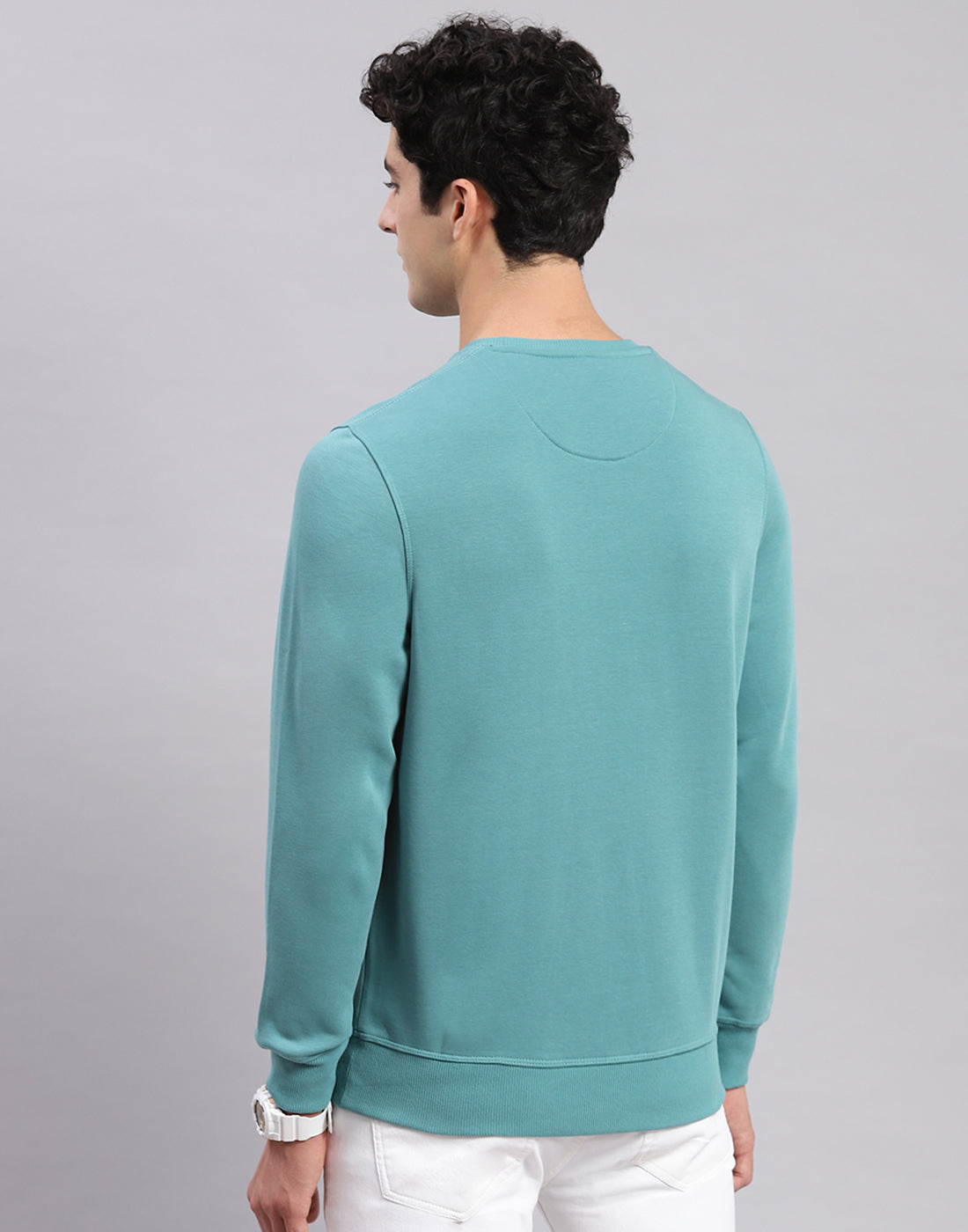 Men Turquoise Blue Solid Round Neck Full Sleeve Sweatshirts