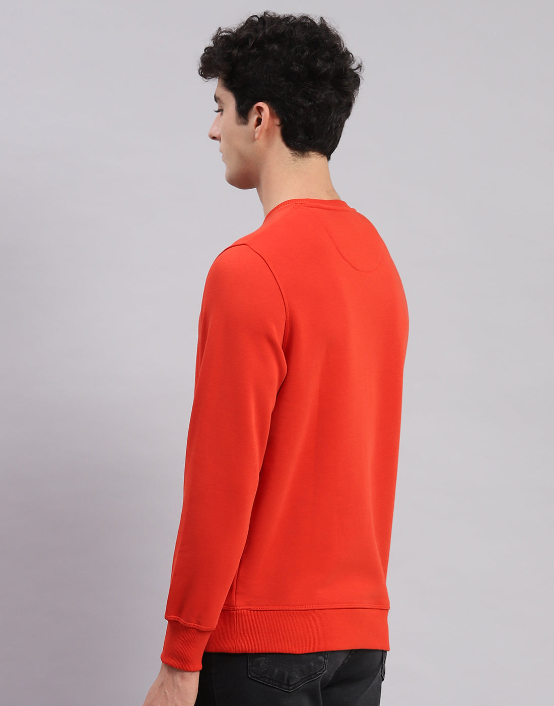 Men Orange Solid Round Neck Full Sleeve Sweatshirts