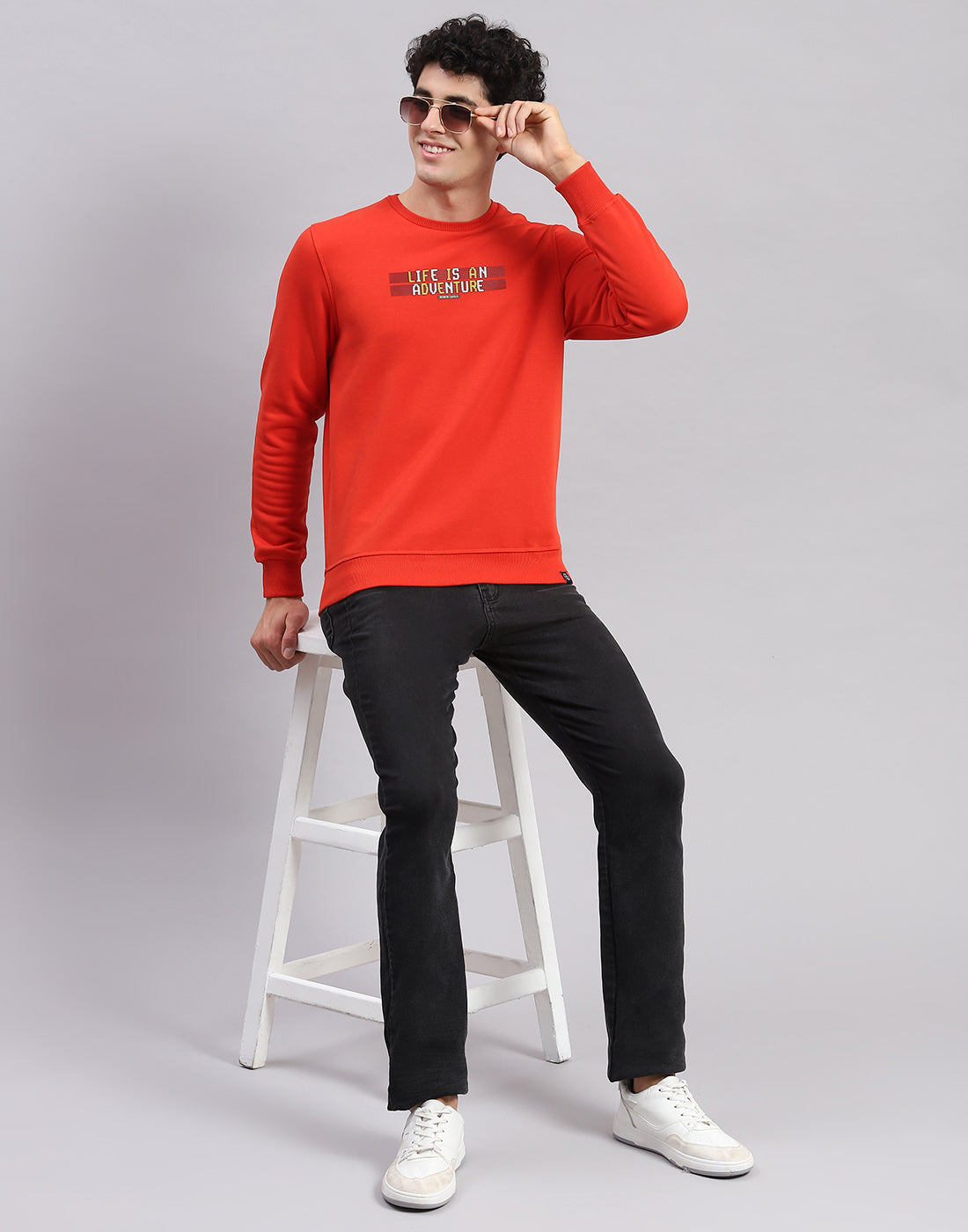 Men Orange Solid Round Neck Full Sleeve Sweatshirts