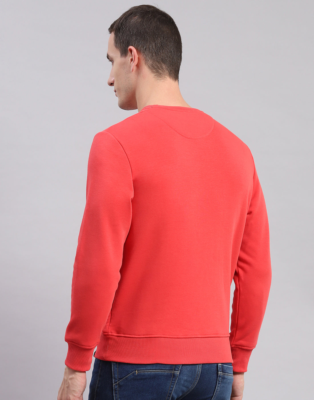 Men Pink Solid Round Neck Full Sleeve Sweatshirts