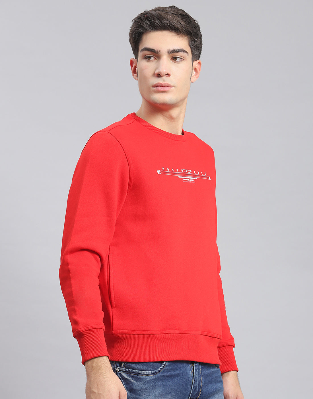 Men Red Solid Round Neck Full Sleeve Sweatshirt