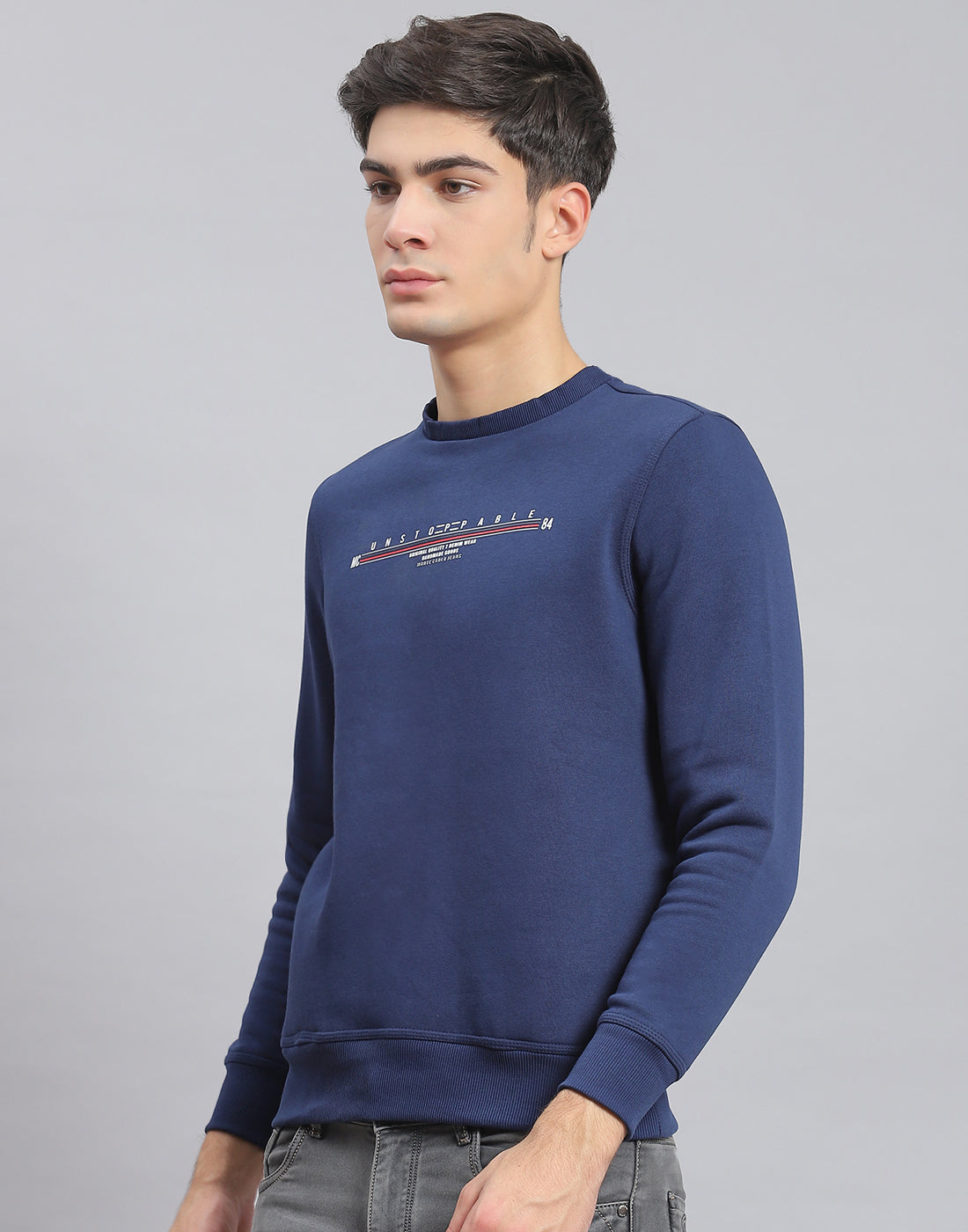 Men Navy Blue Solid Round Neck Full Sleeve Sweatshirt