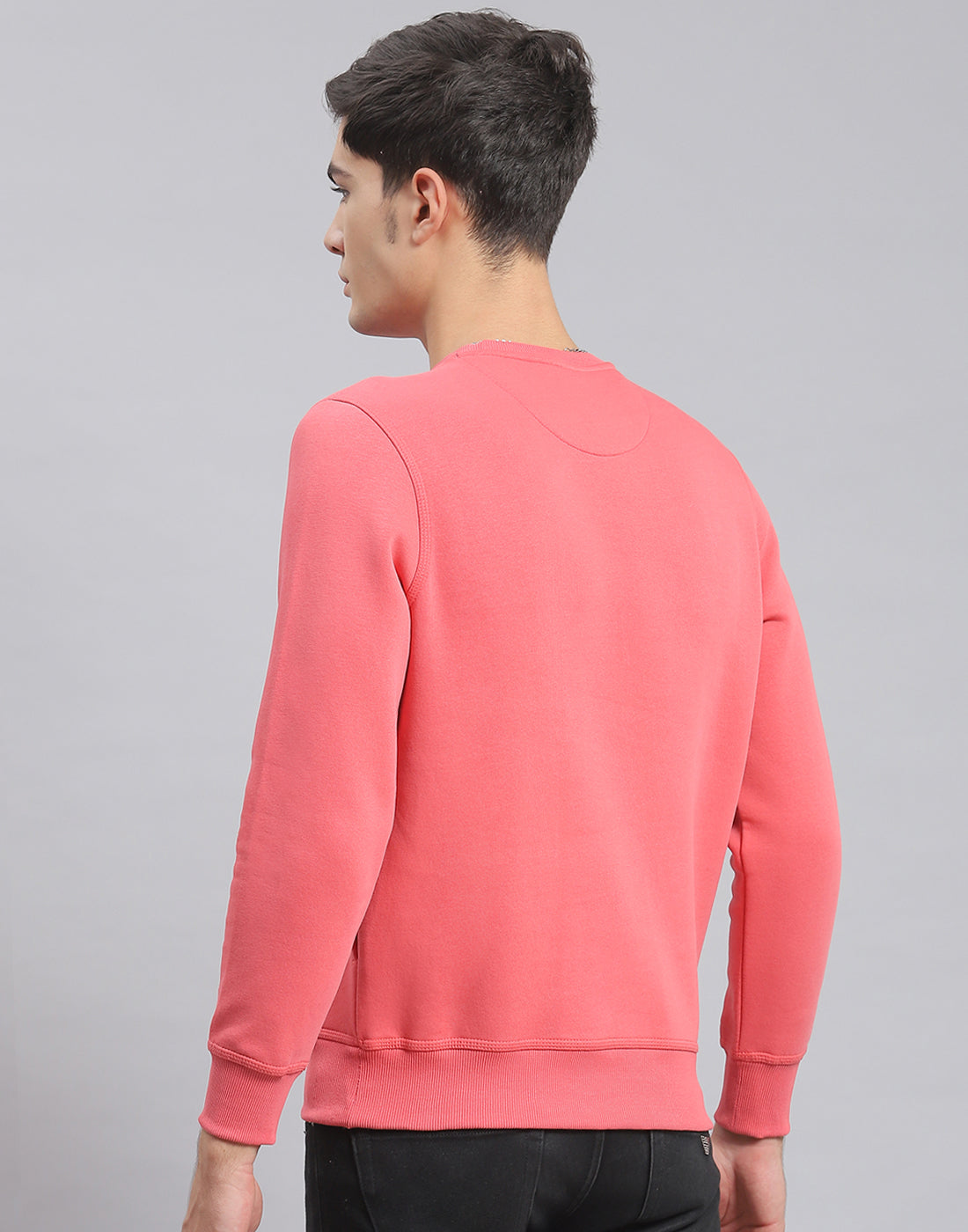 Men Pink Solid Round Neck Full Sleeve Sweatshirt