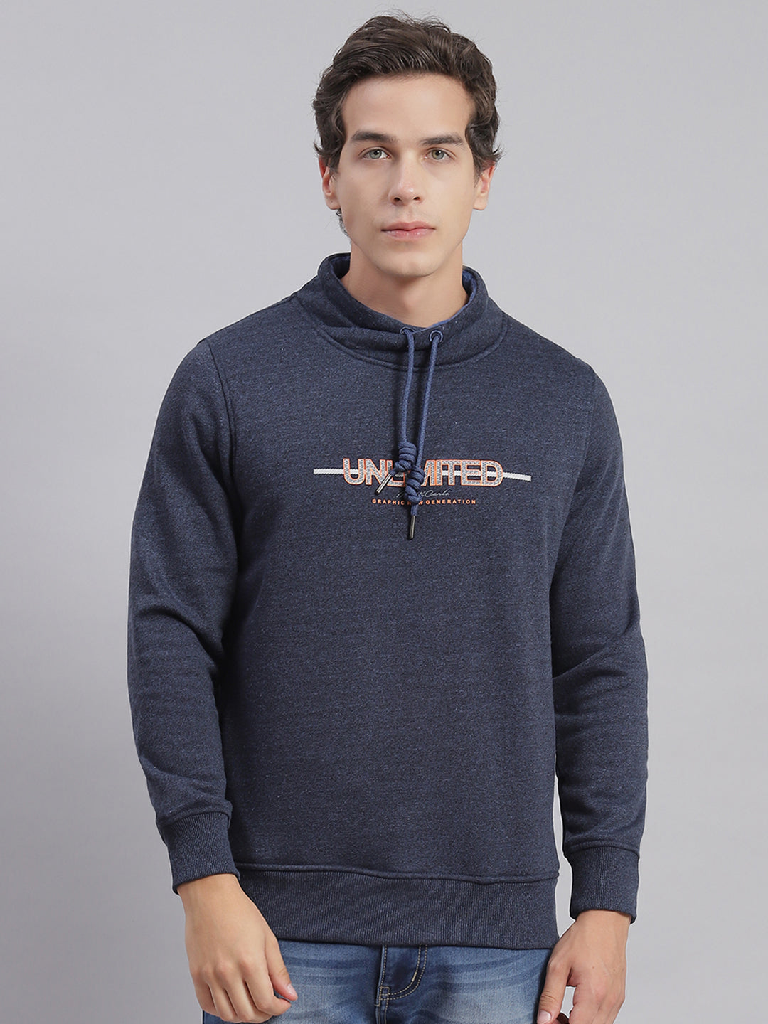 Men Navy Blue Solid F Neck Full Sleeve Sweatshirts