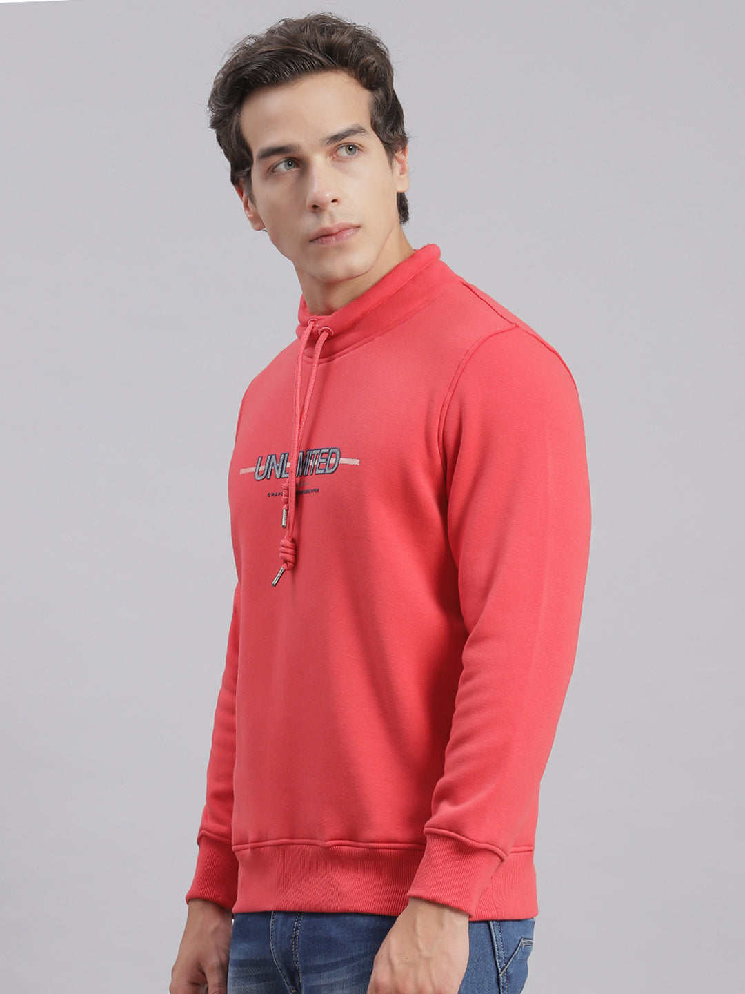 Men Pink Solid F Neck Full Sleeve Sweatshirts