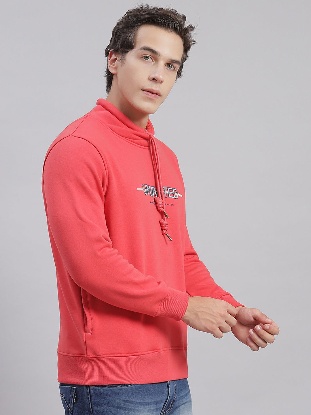 Men Pink Solid F Neck Full Sleeve Sweatshirts