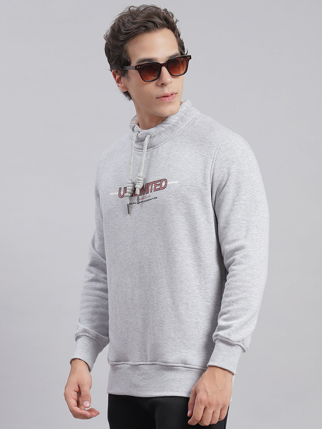 Men Grey Solid F Neck Full Sleeve Sweatshirts