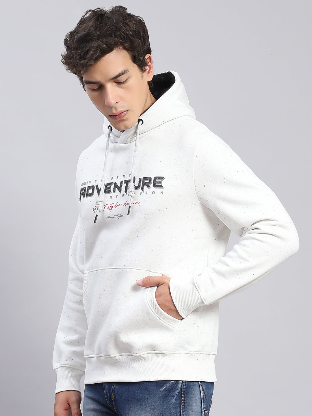 Men White Solid Hooded Full Sleeve Sweatshirts