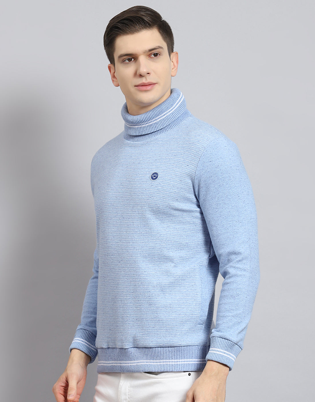 Men Blue Solid T Neck Full Sleeve Sweatshirt