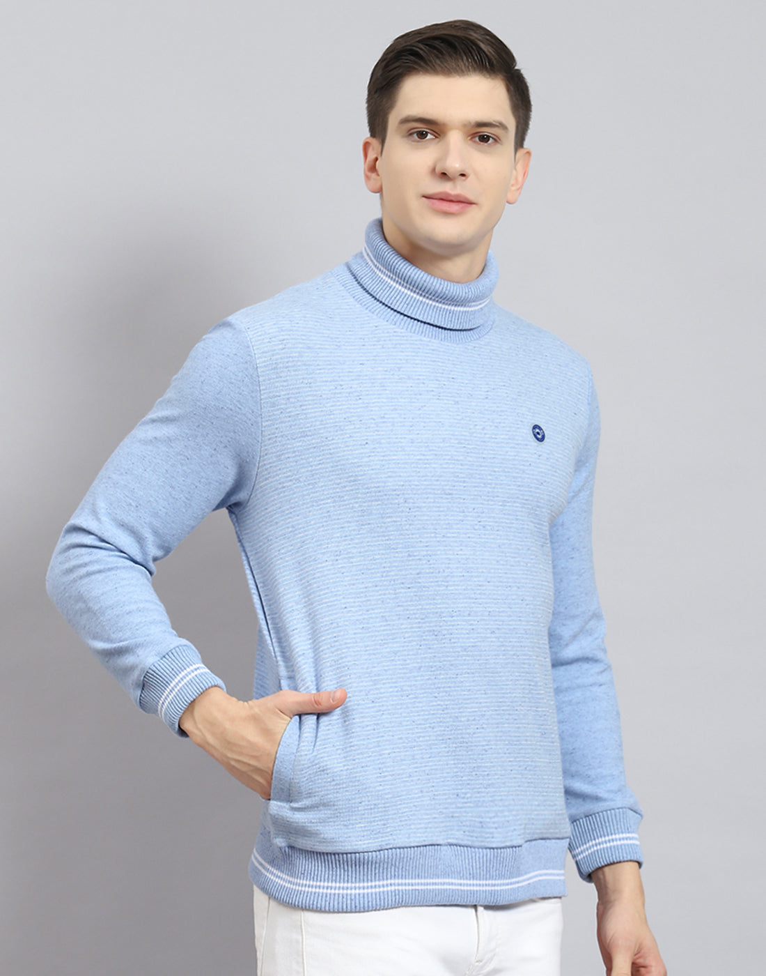 Men Blue Solid T Neck Full Sleeve Sweatshirt