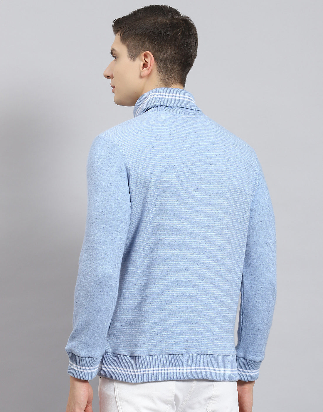 Men Blue Solid T Neck Full Sleeve Sweatshirt