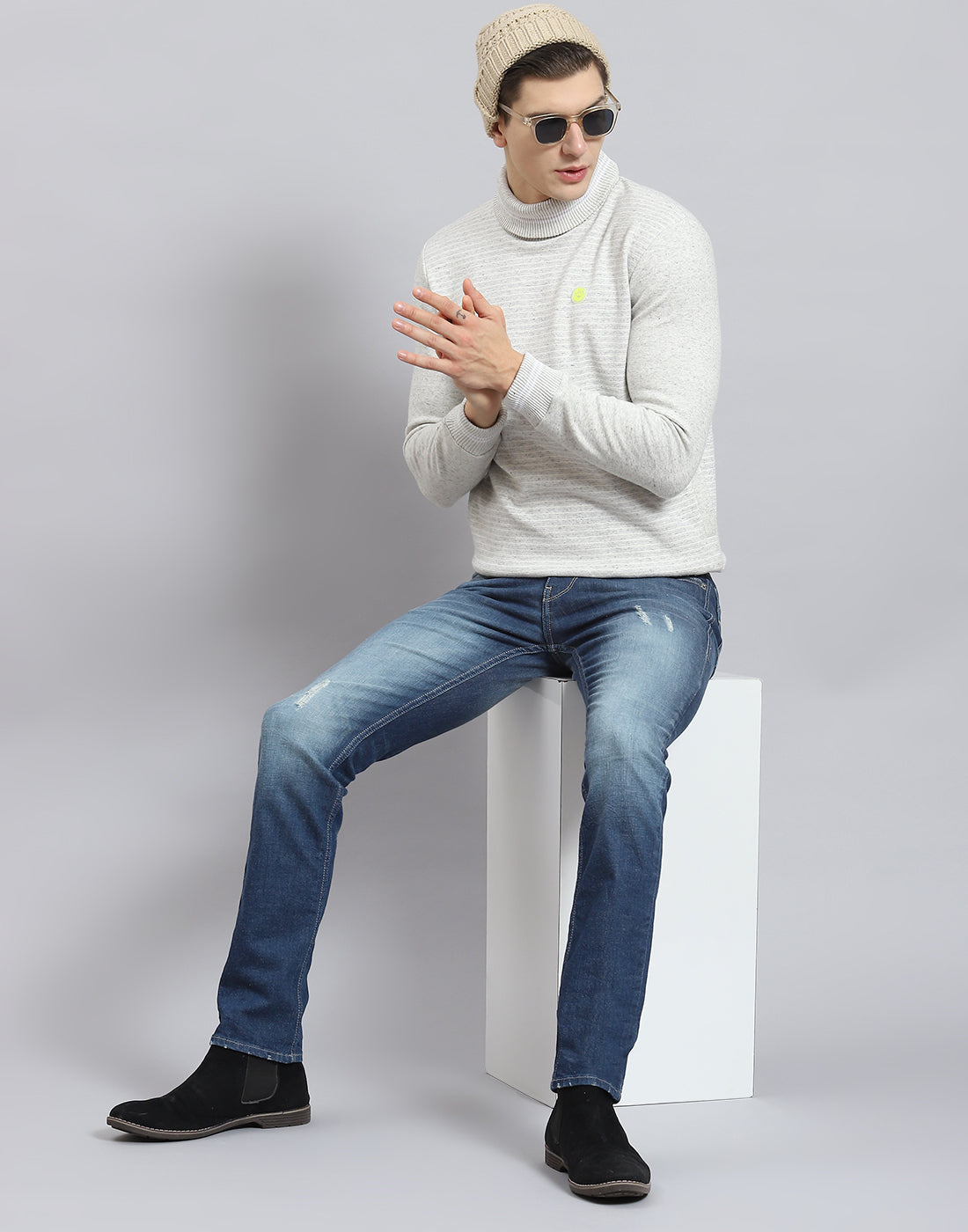 Men Grey Solid T Neck Full Sleeve Sweatshirt