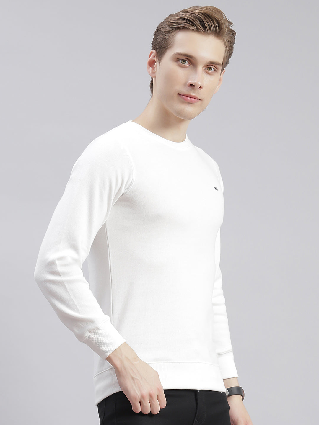 Men White Solid Round Neck Full Sleeve T-Shirts