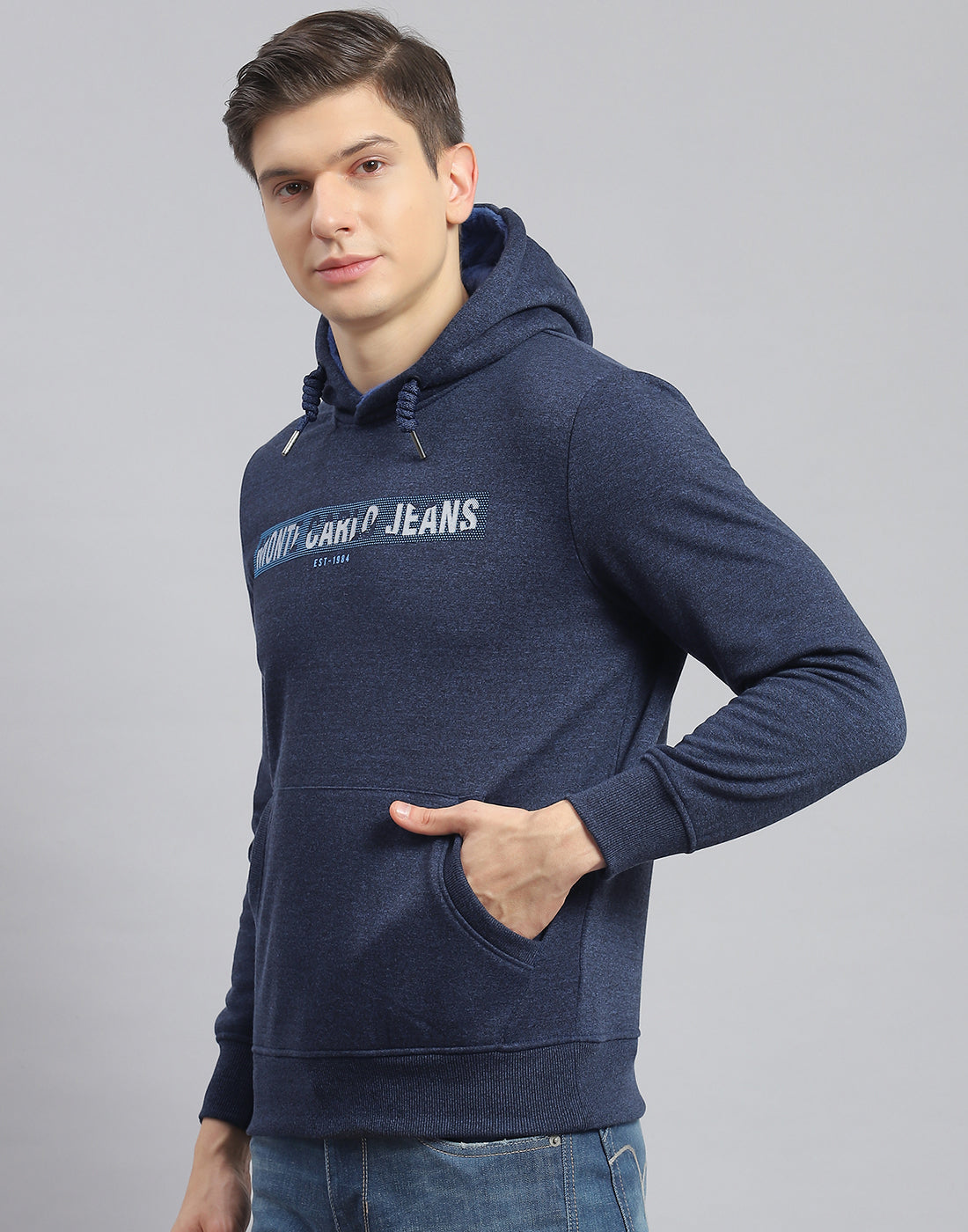 Men Navy Blue Solid Hooded Full Sleeve Sweatshirt