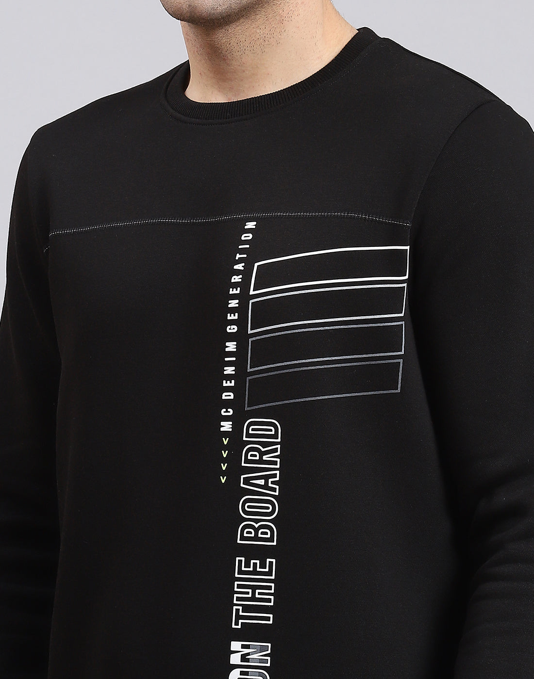 Men Black Printed Round Neck Full Sleeve Sweatshirt