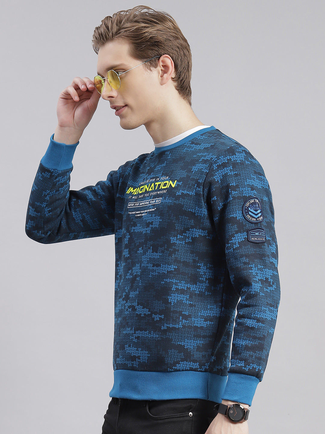 Men Blue Printed Round Neck Full Sleeve Sweatshirts