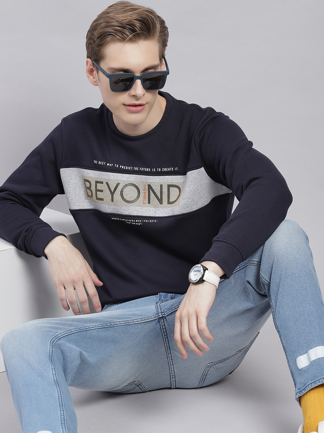 Men Navy Blue Printed Round Neck Full Sleeve Sweatshirts