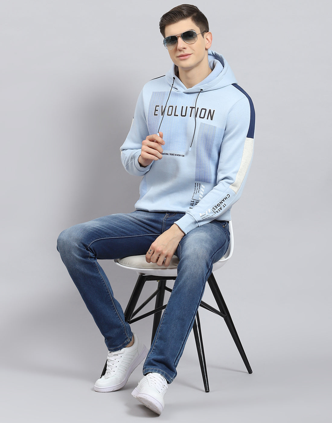 Men Blue Printed Hooded Full Sleeve Sweatshirt