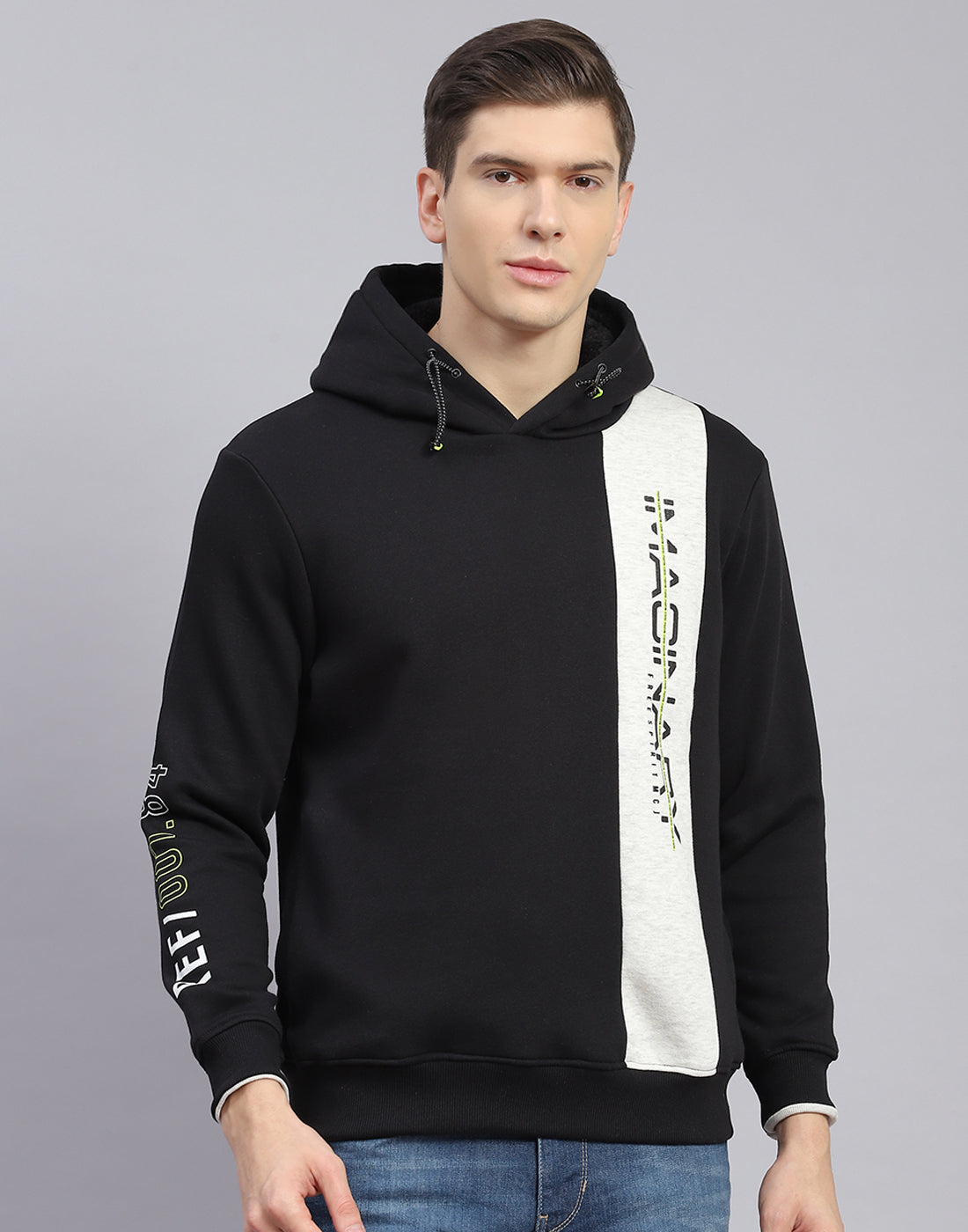 Men Black Printed Hooded Full Sleeve Sweatshirt