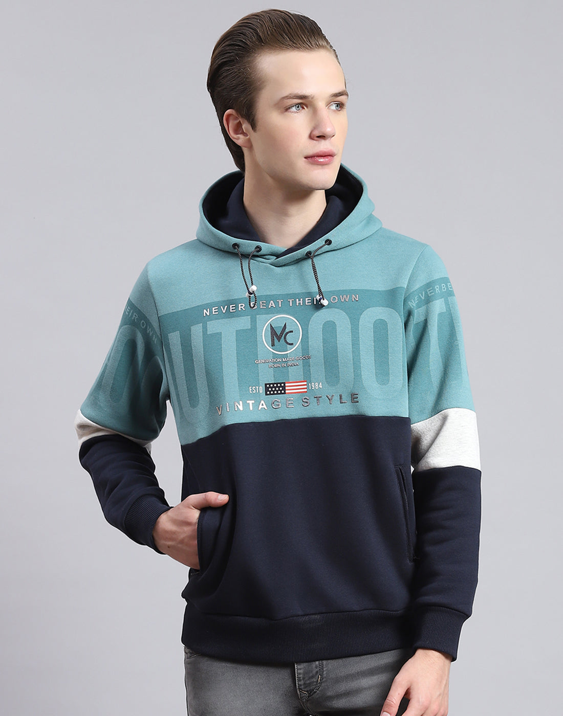 Men Navy Blue Printed Hooded Full Sleeve Sweatshirt