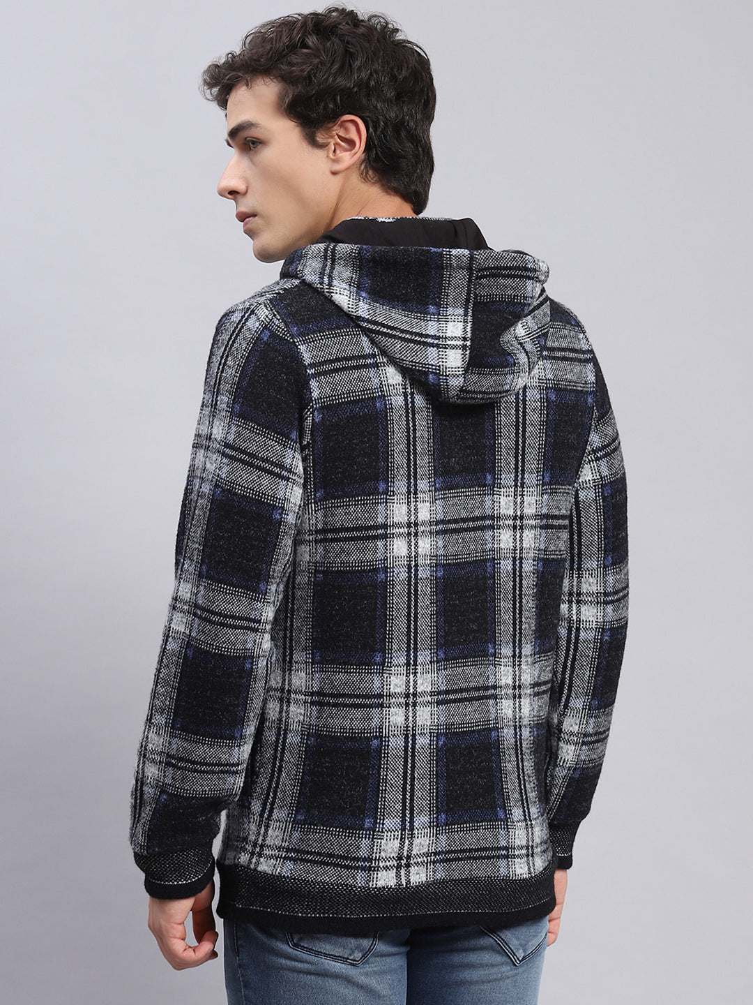 Men Black Check Hooded Full Sleeve Sweatshirts