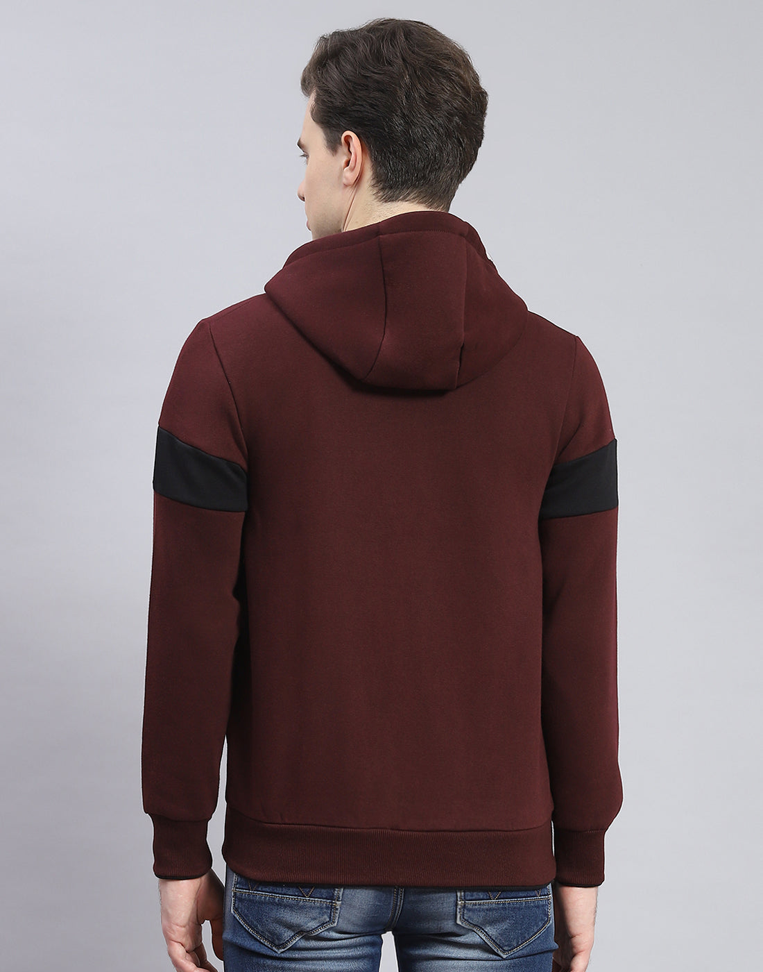 Men Maroon Solid Hooded Full Sleeve Sweatshirt