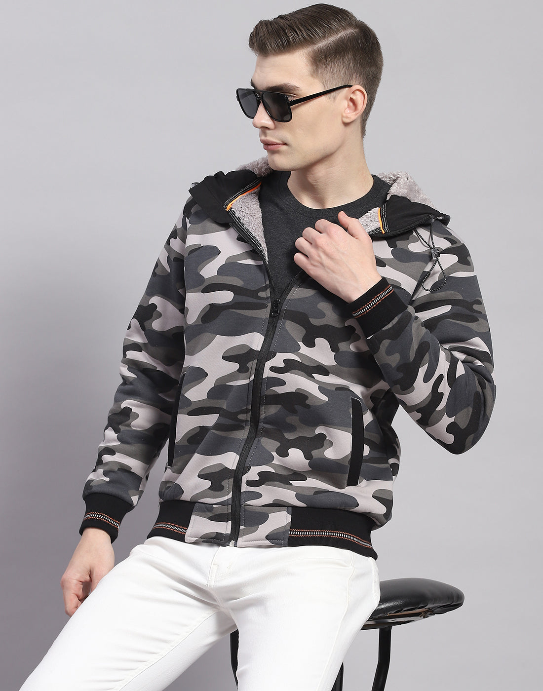 Men Grey Printed Hooded Full Sleeve Sweatshirt