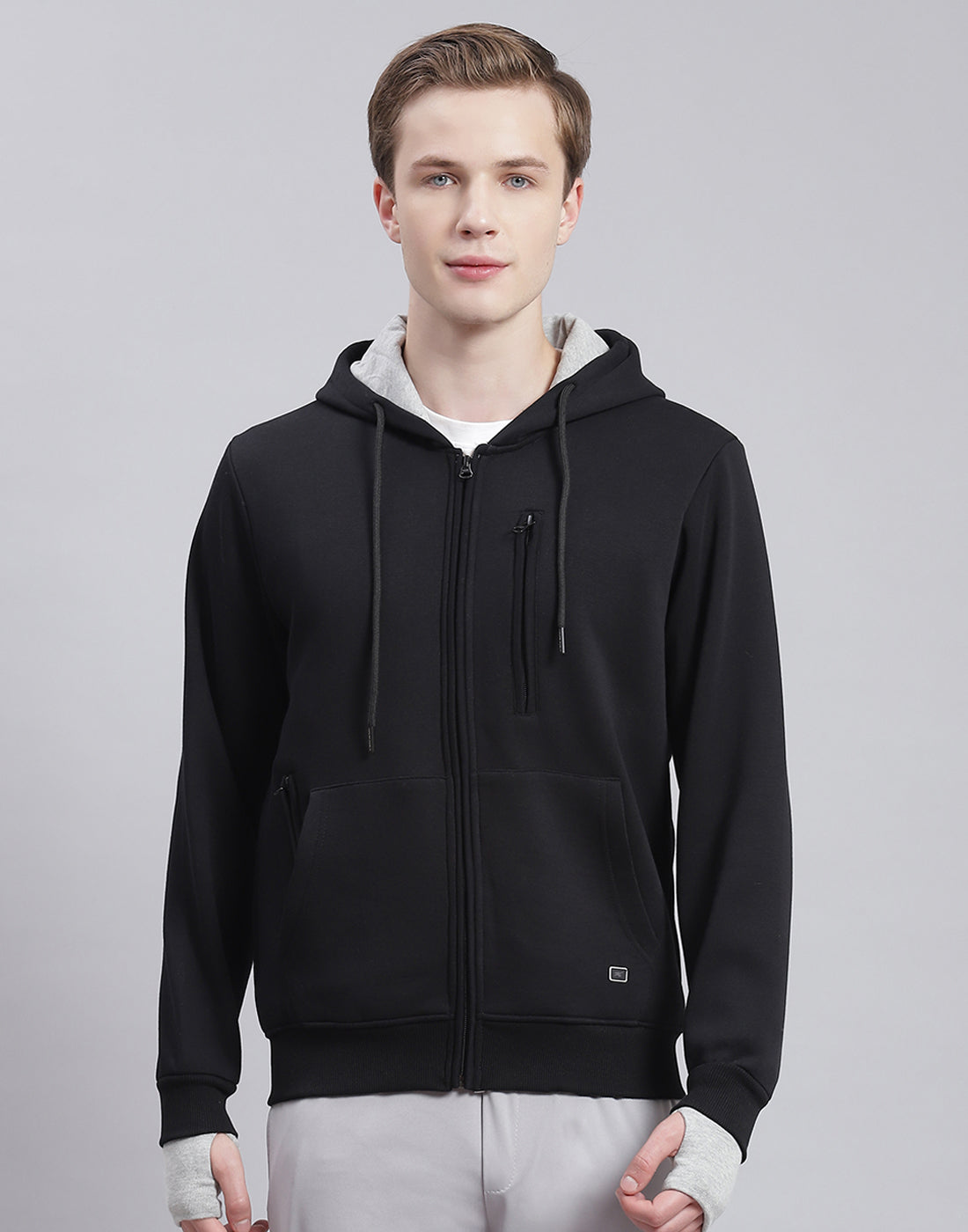 Men Black Solid Hooded Full Sleeve Sweatshirt