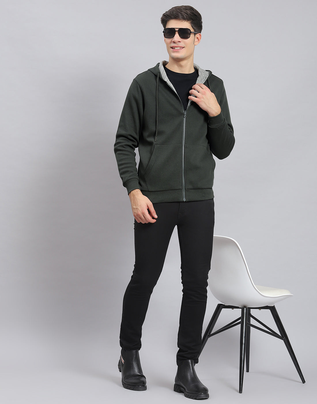 Men Olive Solid Hooded Full Sleeve Reversible Sweatshirt