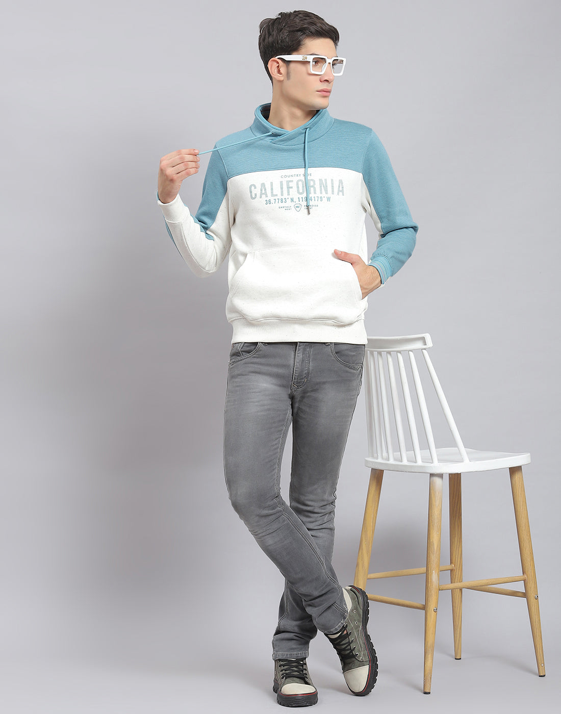 Men Blue Printed F Neck Full Sleeve Sweatshirt