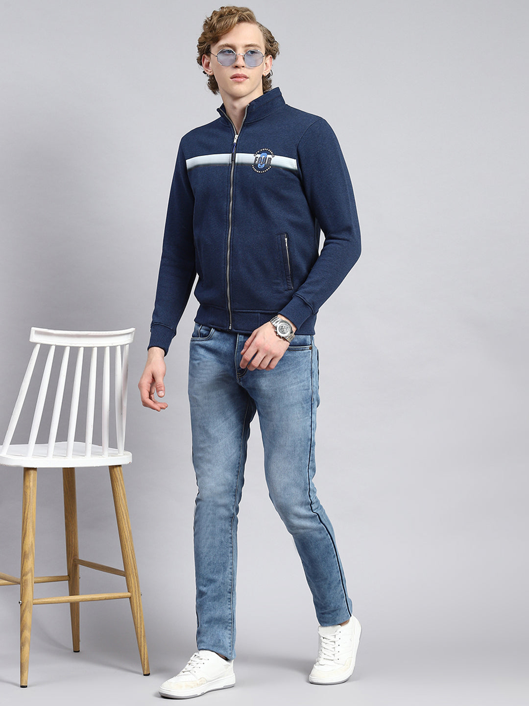 Men Blue Plain Sweatshirt