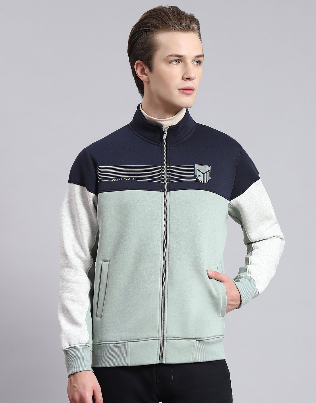 Men Green Solid Stand Collar Full Sleeve Sweatshirt