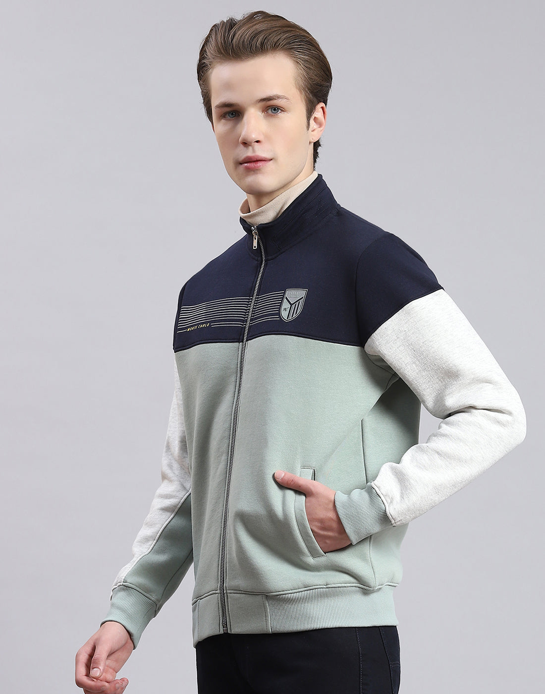 Men Green Solid Stand Collar Full Sleeve Sweatshirt