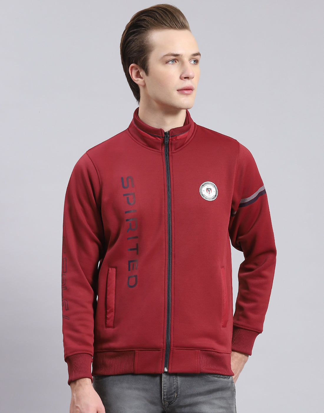 Men Maroon Solid Stand Collar Full Sleeve Sweatshirt