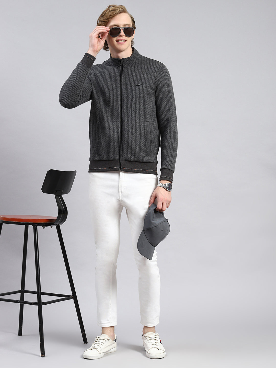 Men Grey Plain Sweatshirt