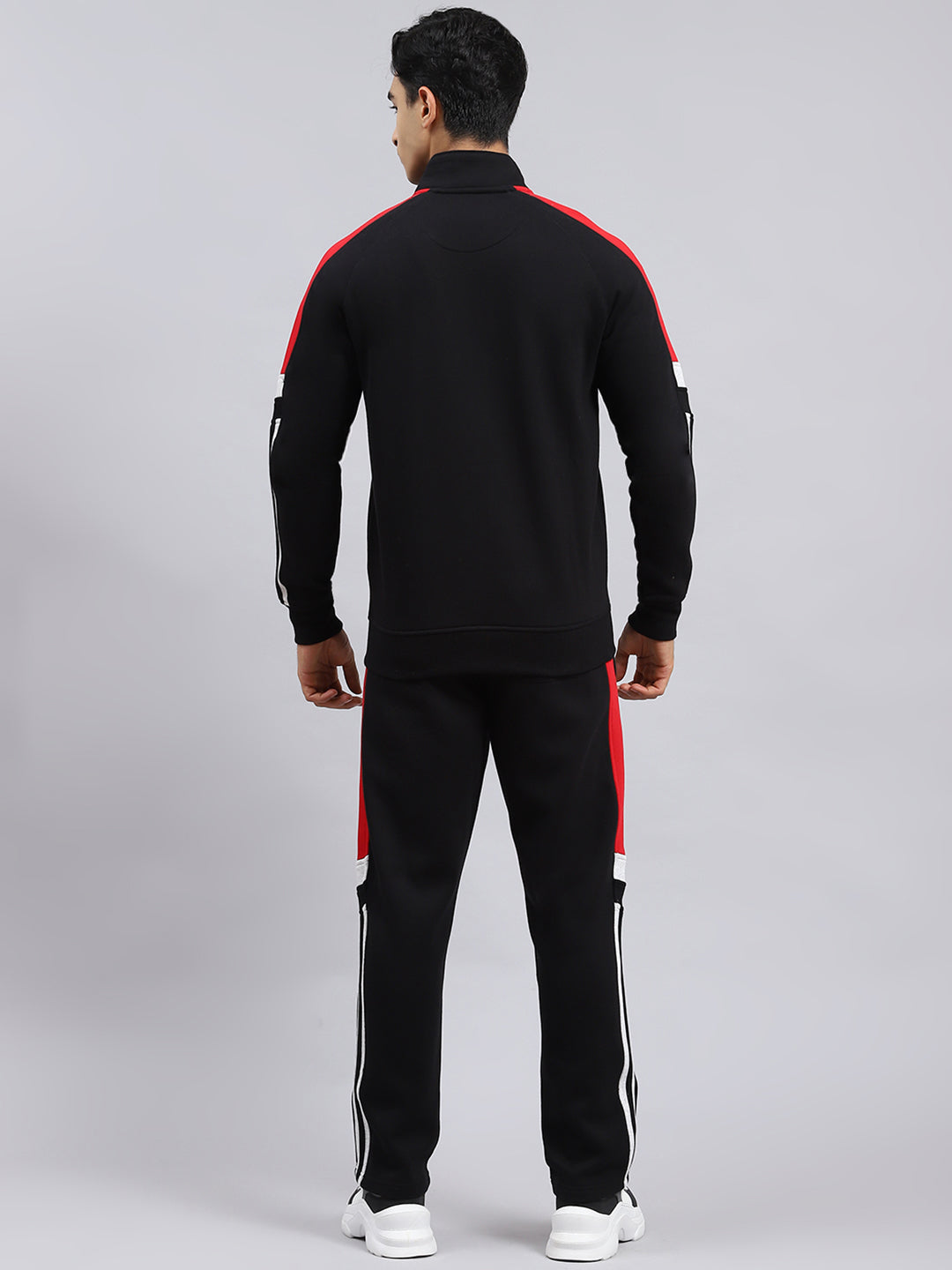 Men Black Plain Tracksuit